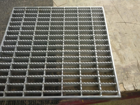 Top MS Steel Grating Applications in Architecture, Construction, and Beyond