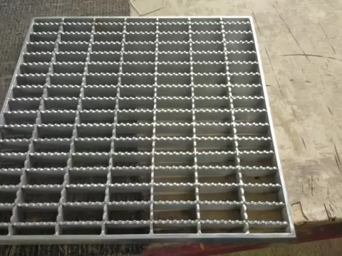 How to Choose Steel Grating Manufacturers & Suppliers in India